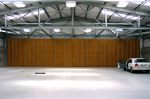 Rundum Meir interior of large Rundum Original garage door